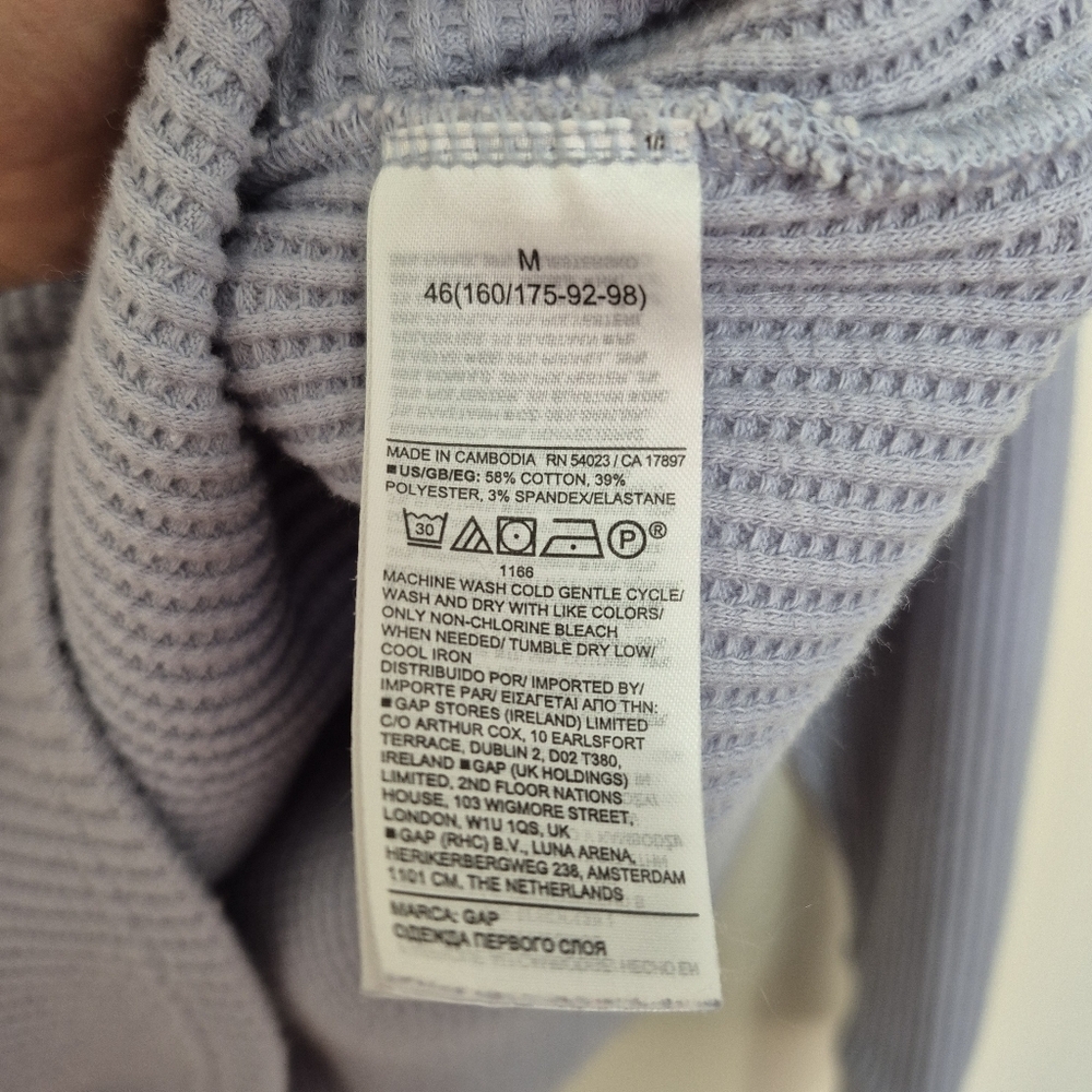 Gap Light Blue Waffle Knit Long Sleeve Henley Top – Size M - Picture 4 of 5